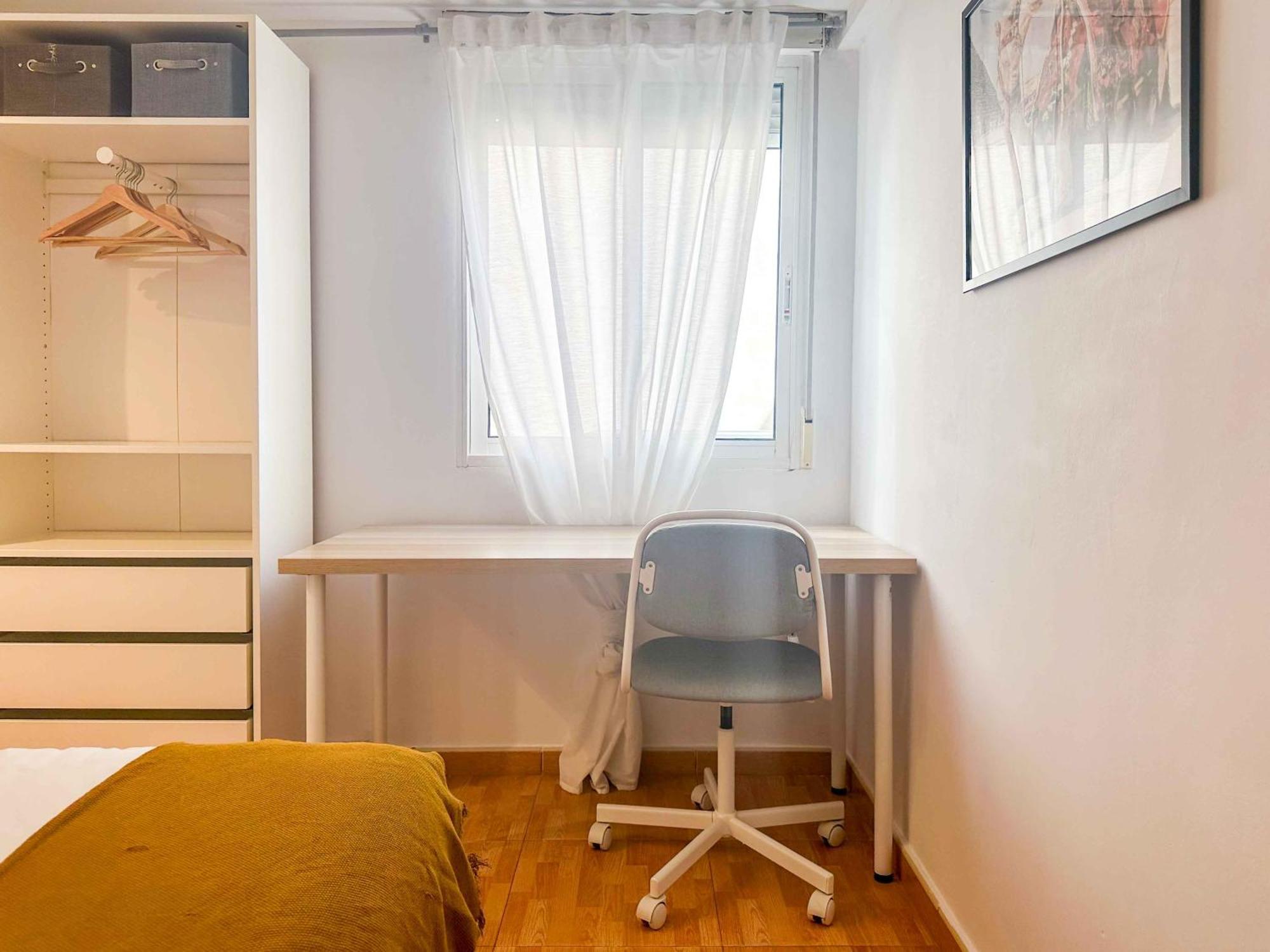 Amplio apartamento en pleno corazón de Alicante Exterior foto